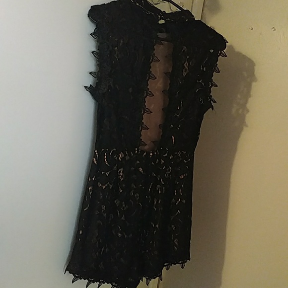 Romper - Picture 3 of 4